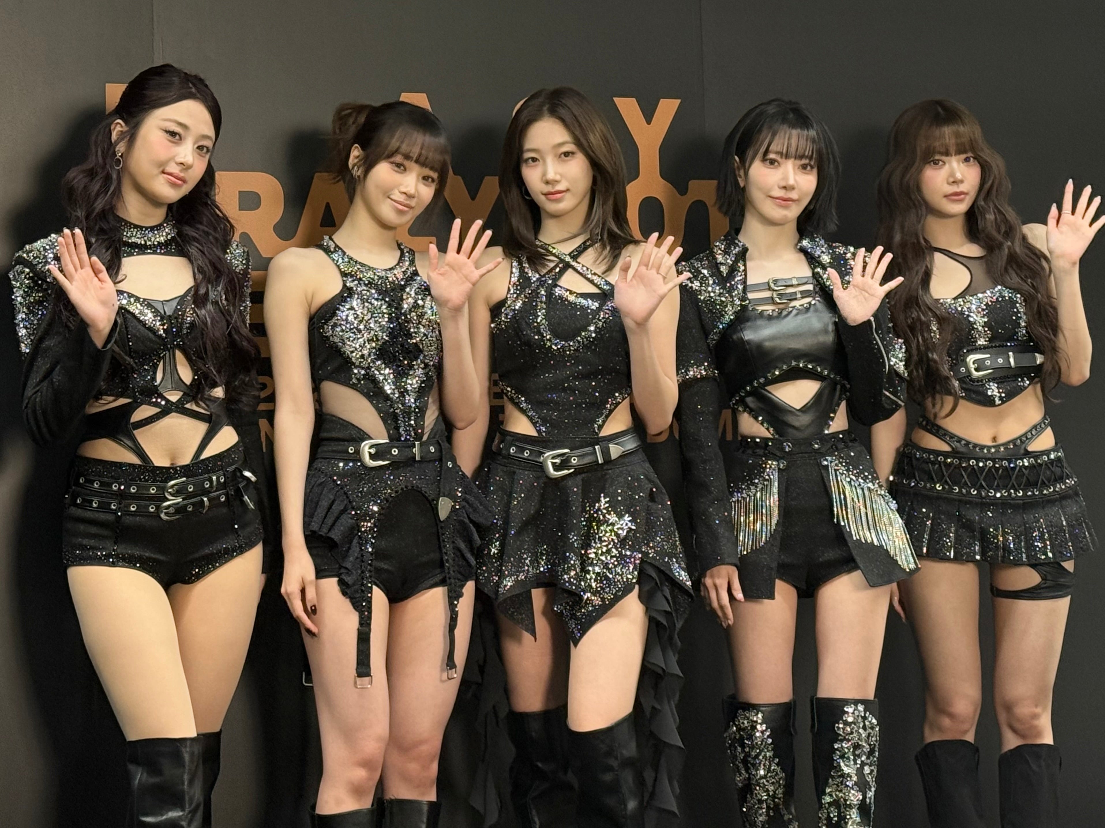 K-POP・アジア Le Sserafim 2025 LE SSERAFIM TOUR 'EASY CRAZY HOT' IN JAPAN』記者会見にK-POP